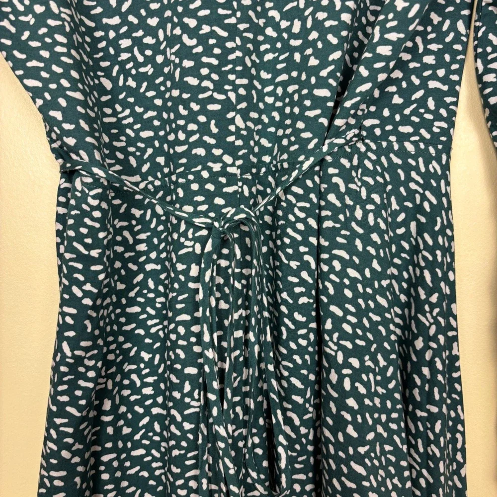 REFORMATION Fuchsia Mini Wrap Dress Green Dot Women‎ Size Medium Long Sleeves